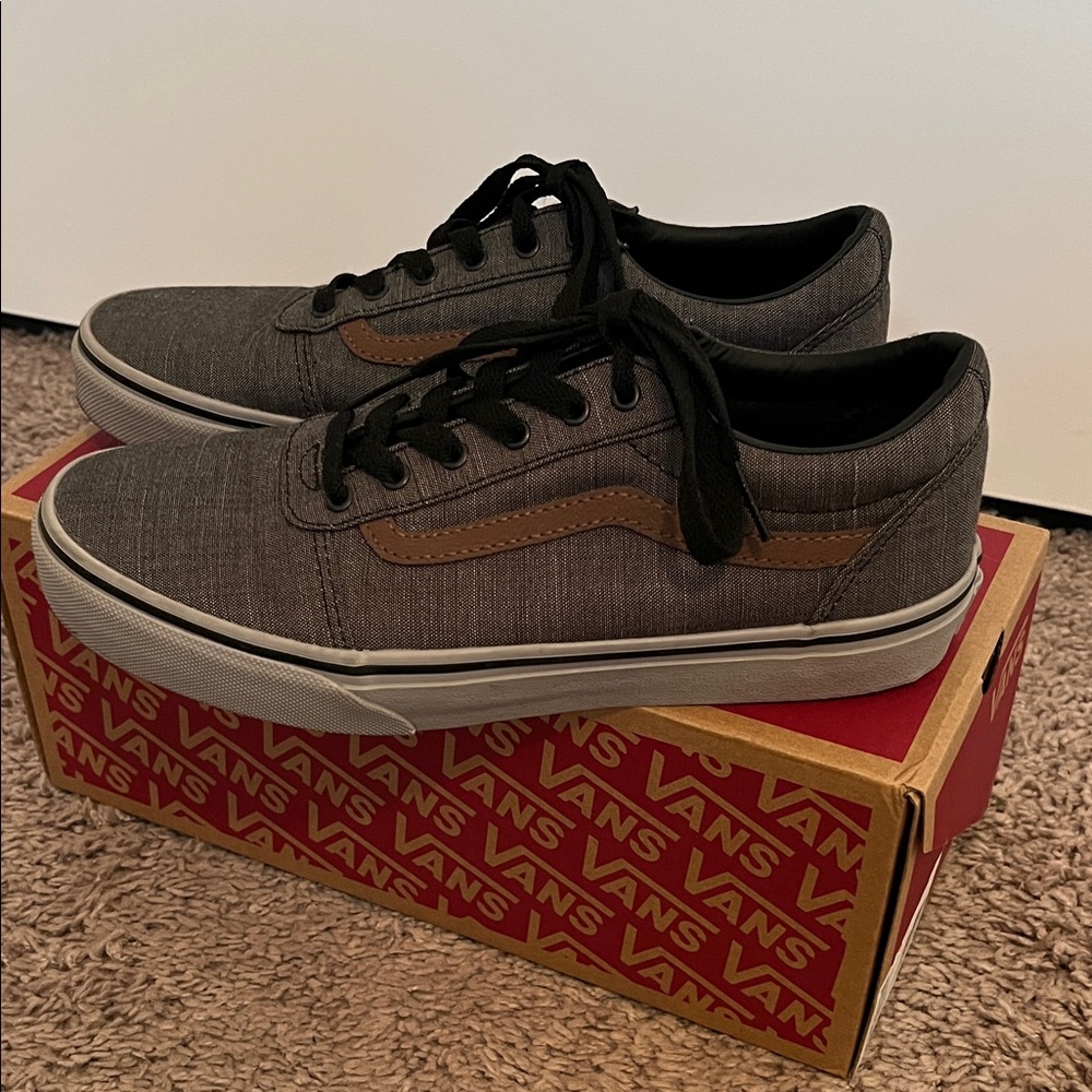 Vans “Ward” Gray and Black Sneakers for Boys